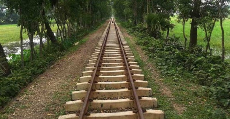 244072
