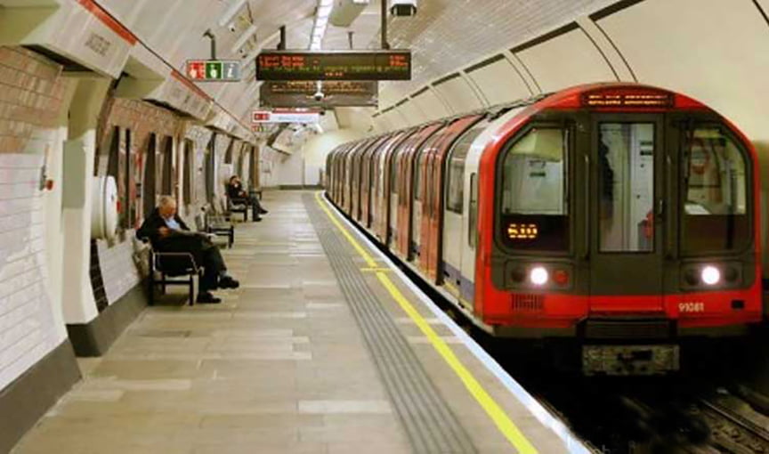 262167