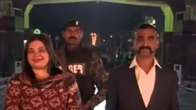 270273