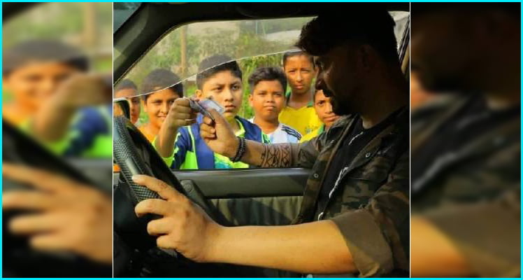 293708