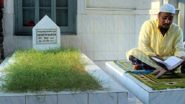301174