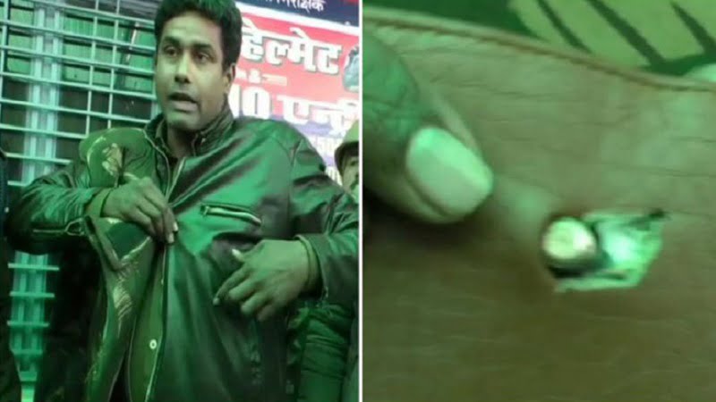 308045