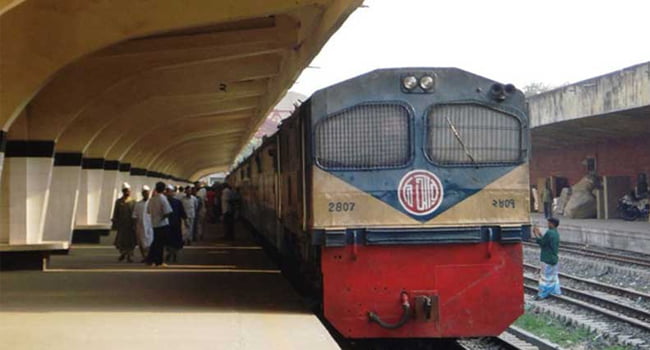 310431