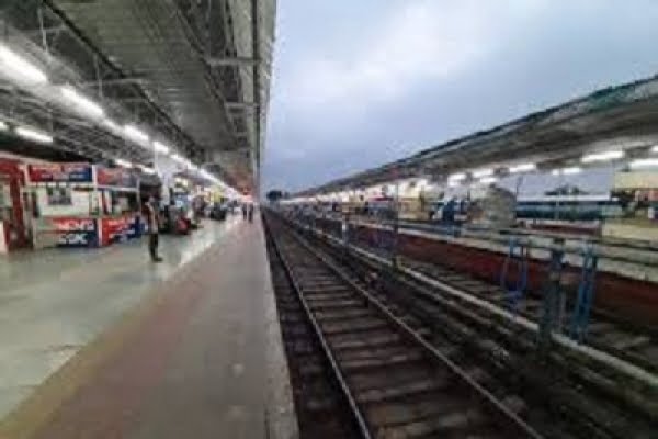 330610